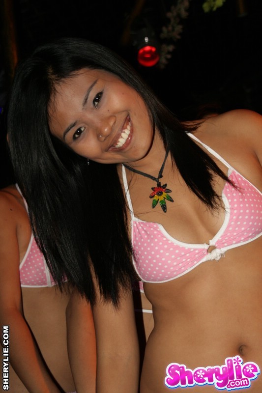 Naked Filipino Sherylie have fun with friends #78621561