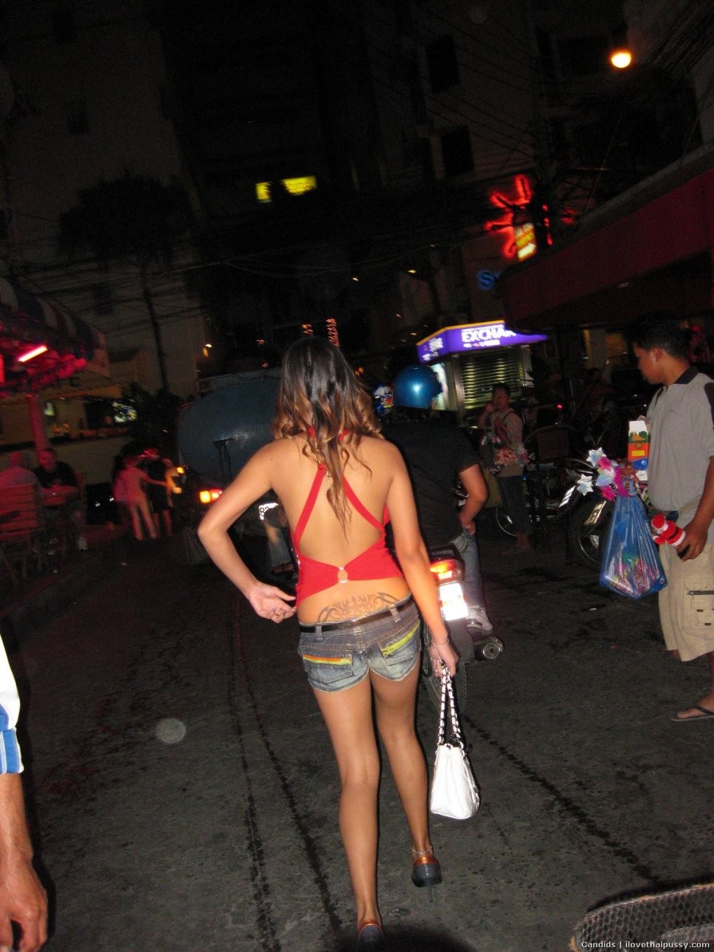 Coños y culos tailandeses más calientes abiertos y follados por turistas putas asiáticas
 #68001509