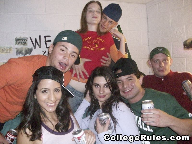 Horny amateur college freshmen fuck in dorm rooms #78890683