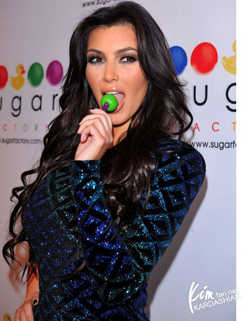 Kim Kardashian licking lollipop on a extremely sexy way hot photos #75363053