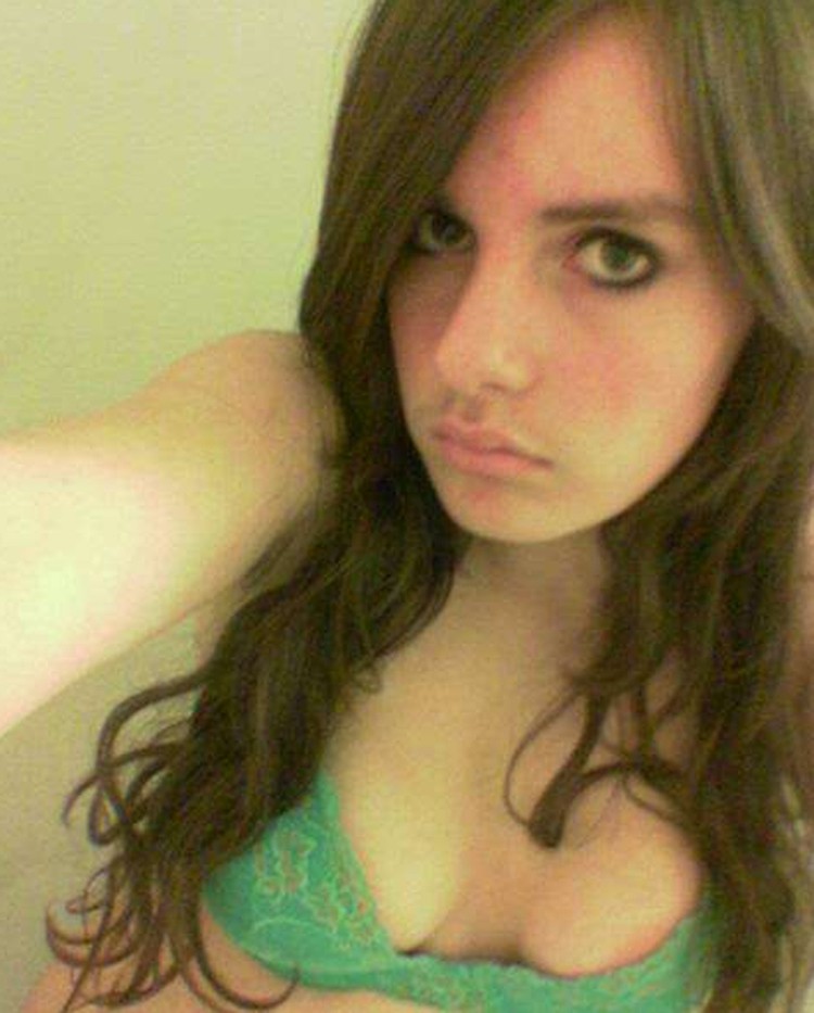 Picture set of amateur camwhoring hotties #77097125