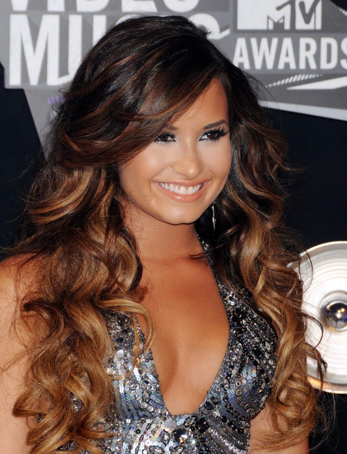 Demi Lovato showing side-boob at the 2011 MTV Video Music Awards in LA #75289942