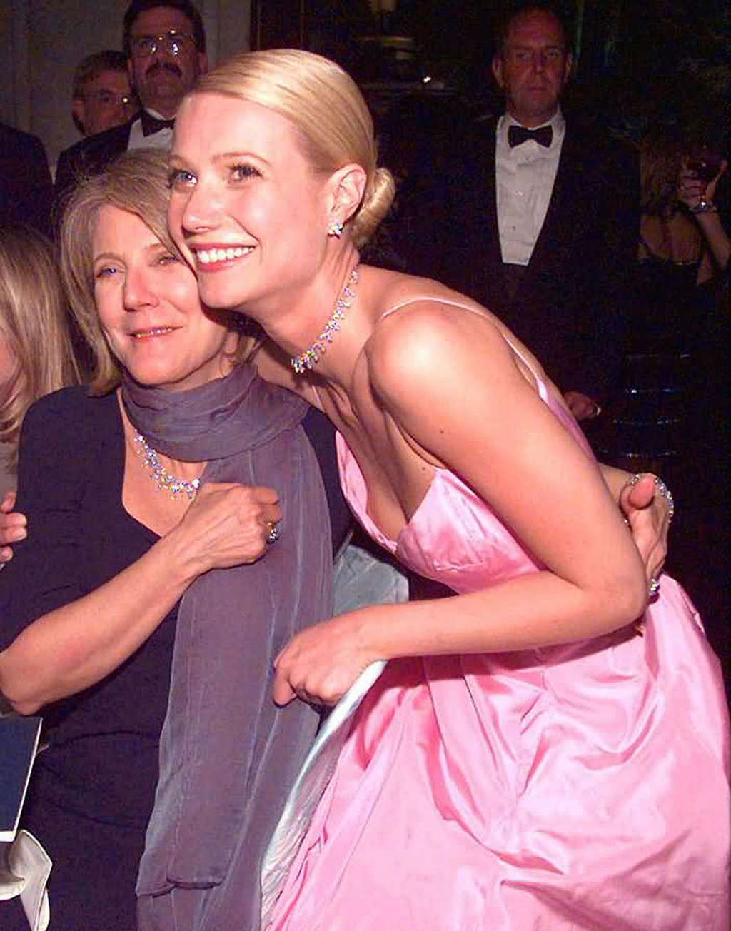 Gwyneth paltrow zeigt ihre Titten und Muschi und Nippel Slip
 #75351006