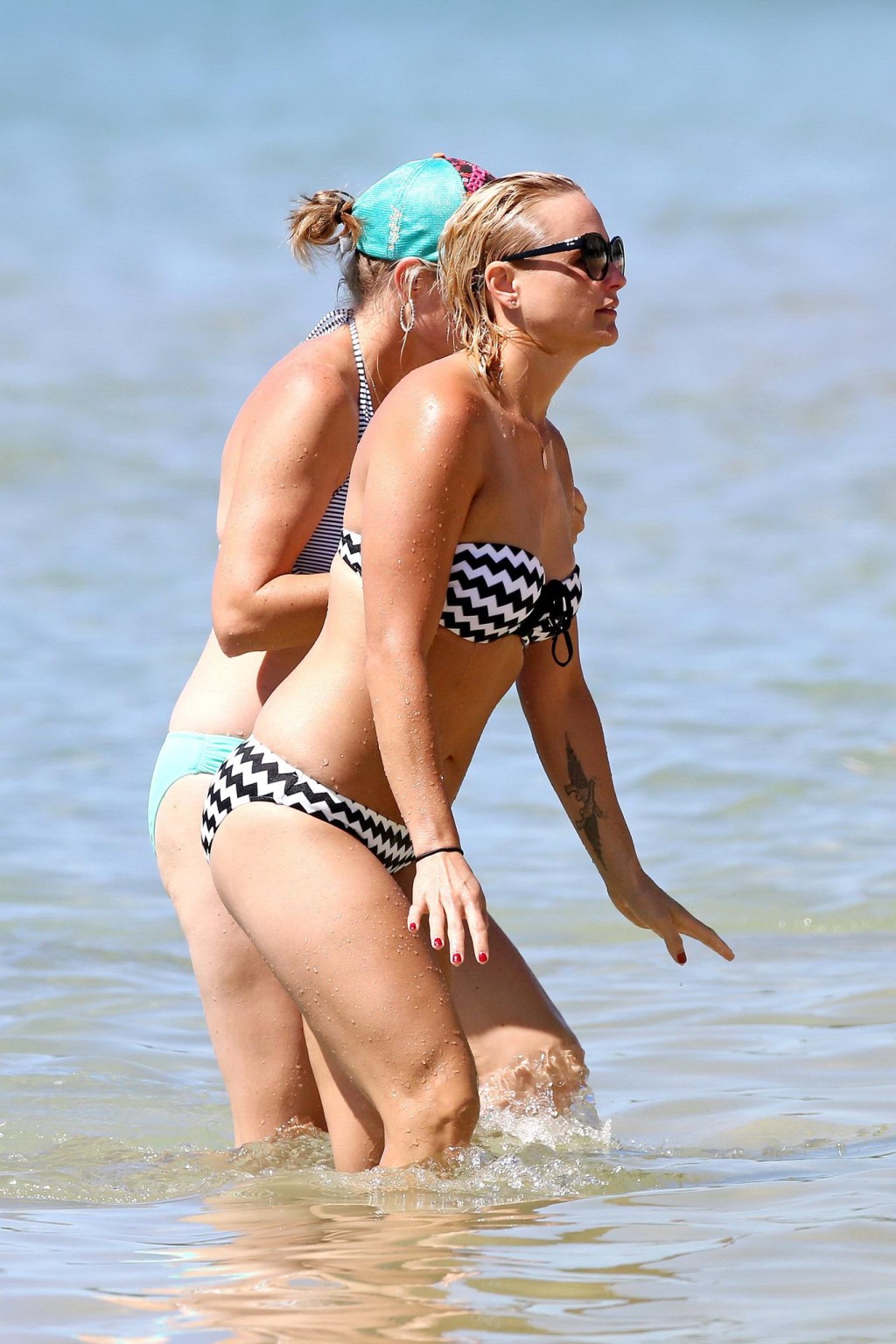 Miranda Lambert wearing a strapless monochrome bikini on a Hawaiian beach #75185158