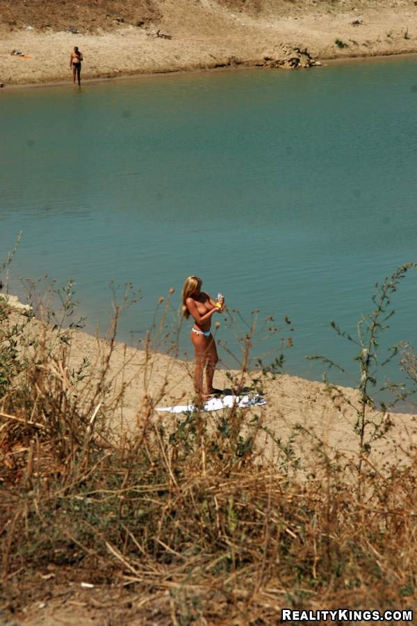 12 fotos y 1 pelicula de stephanie de euro sex parties
 #74513233