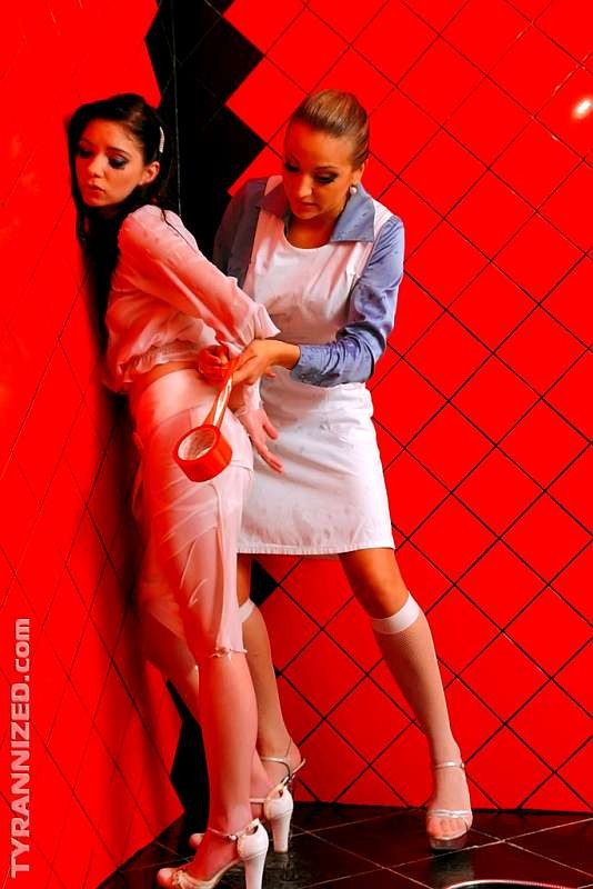 Medical doctor molests chick all through a vaginal examination #72206618