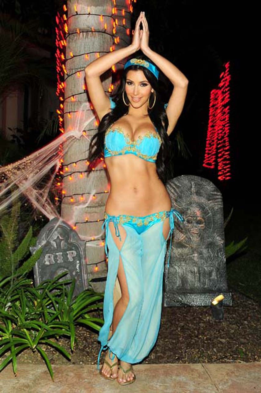 Kim Kardashian exposing huge boobs and fucking sexy nude body #75308391
