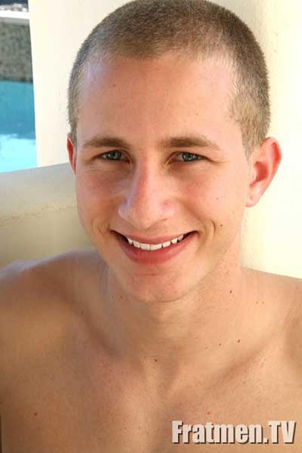 Hung sexy frat Kerl
 #77000375