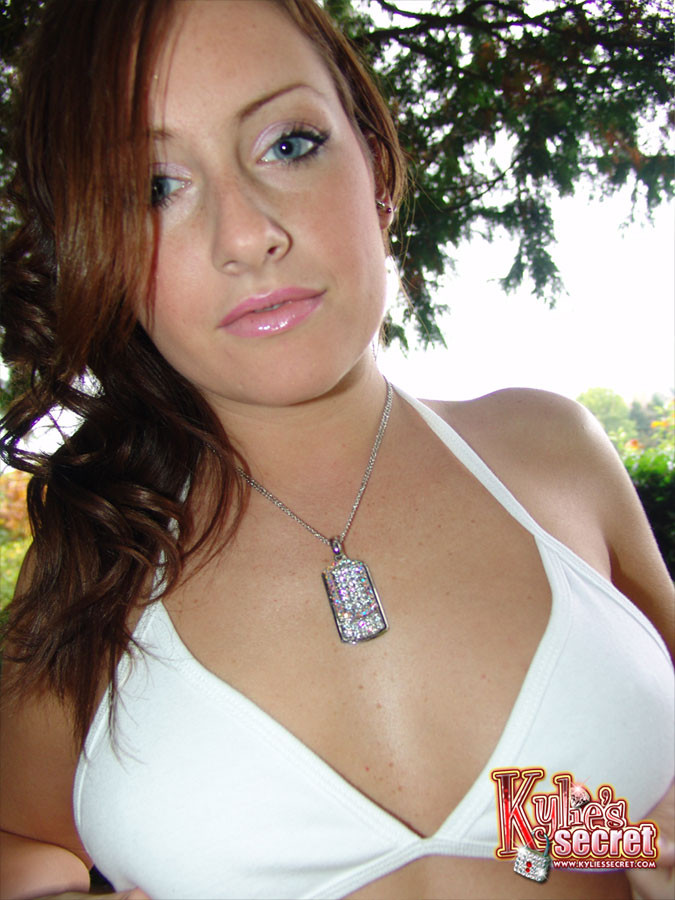 Chica del ejército
 #67786382