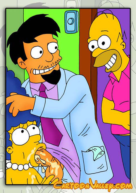 Hure Edna mit gebräuntem Körper wird von Homer geknallt
 #69644241