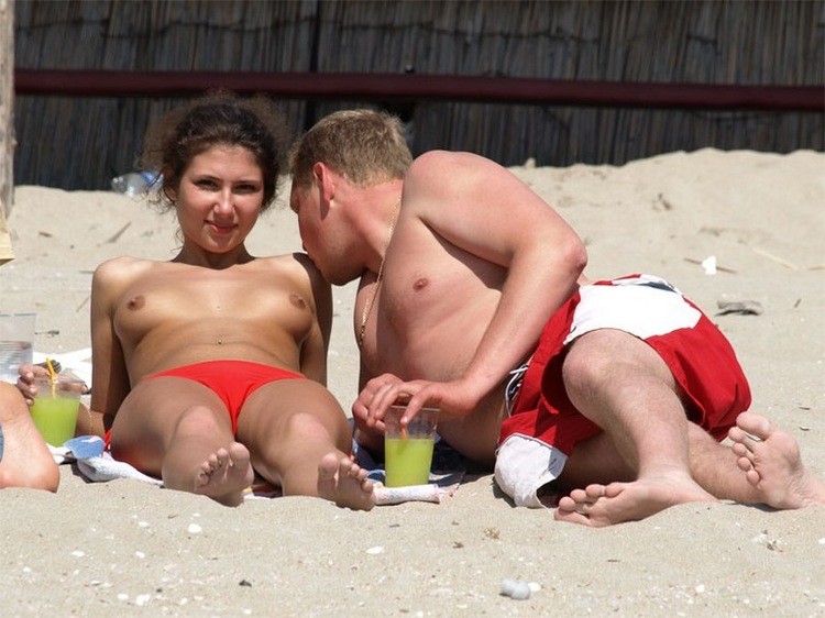 Advertencia - fotos y videos nudistas reales e increíbles
 #72266443