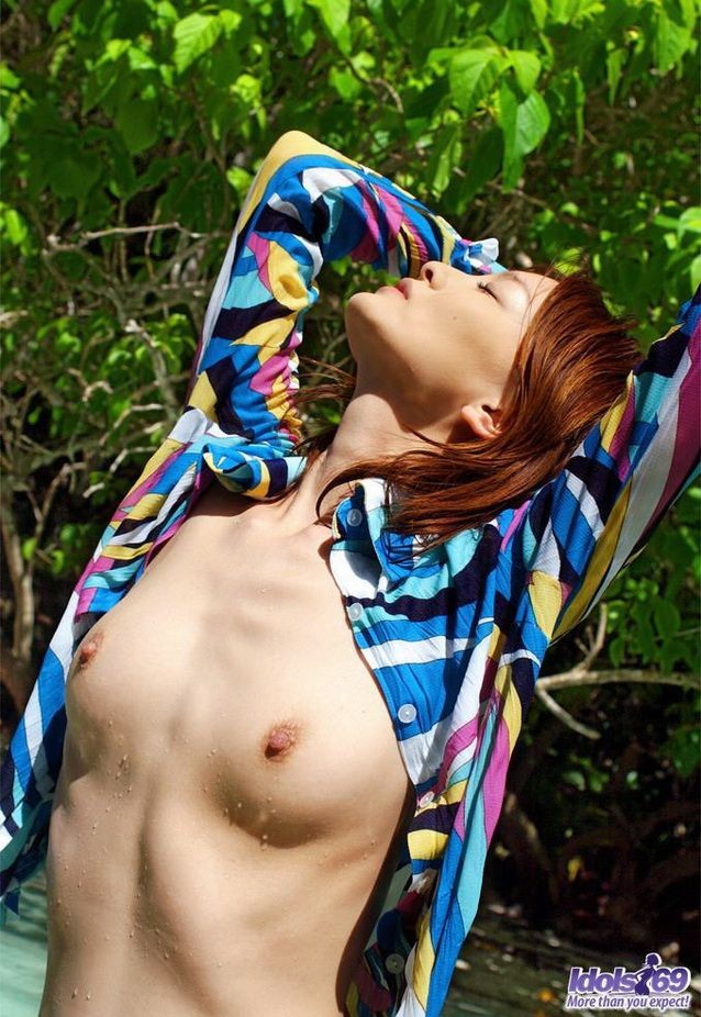 Asiatische Modell ray ito posiert in sexy Bikini zeigt Arsch
 #69777131