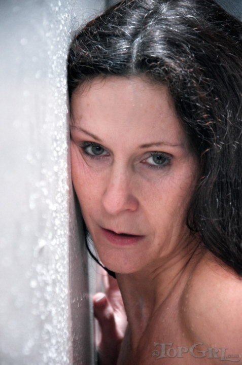 Mrs. Wellington ist eine schlaffe, gequetschte und keuchende Pfütze von Wellfucke
 #71891119