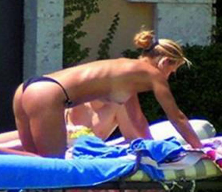 Anna Kournikova topless plus fantastic ass #75366500