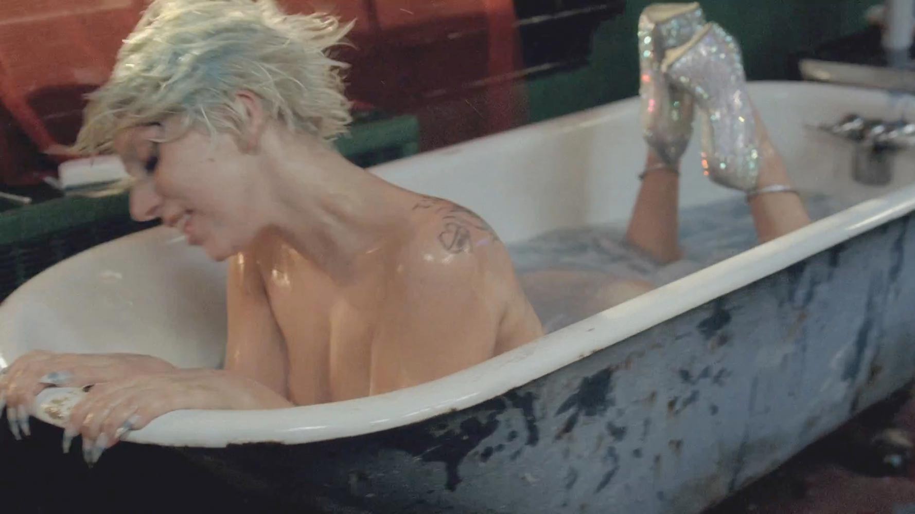 Lady Gaga completely nude in the bathtub #75278733