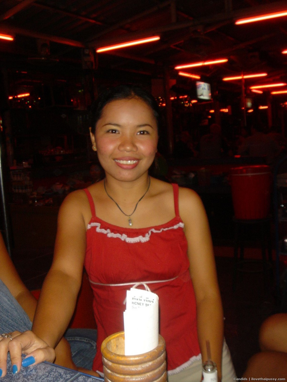 Hot thai teen Straße Hure liebt Bareback kein Kondom riskanten Sex mit Touristen Asien
 #68105567