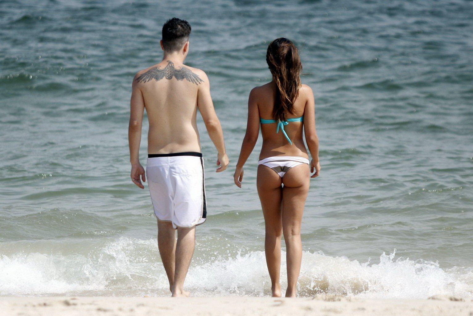 Mariana rios expose son corps sexy en bikini string sur la plage de barra da tijuca à miami.
 #75249497