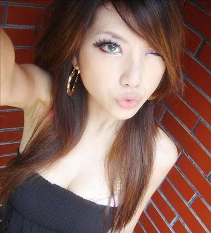 Pictures of an Asian hottie camwhoring #68363850