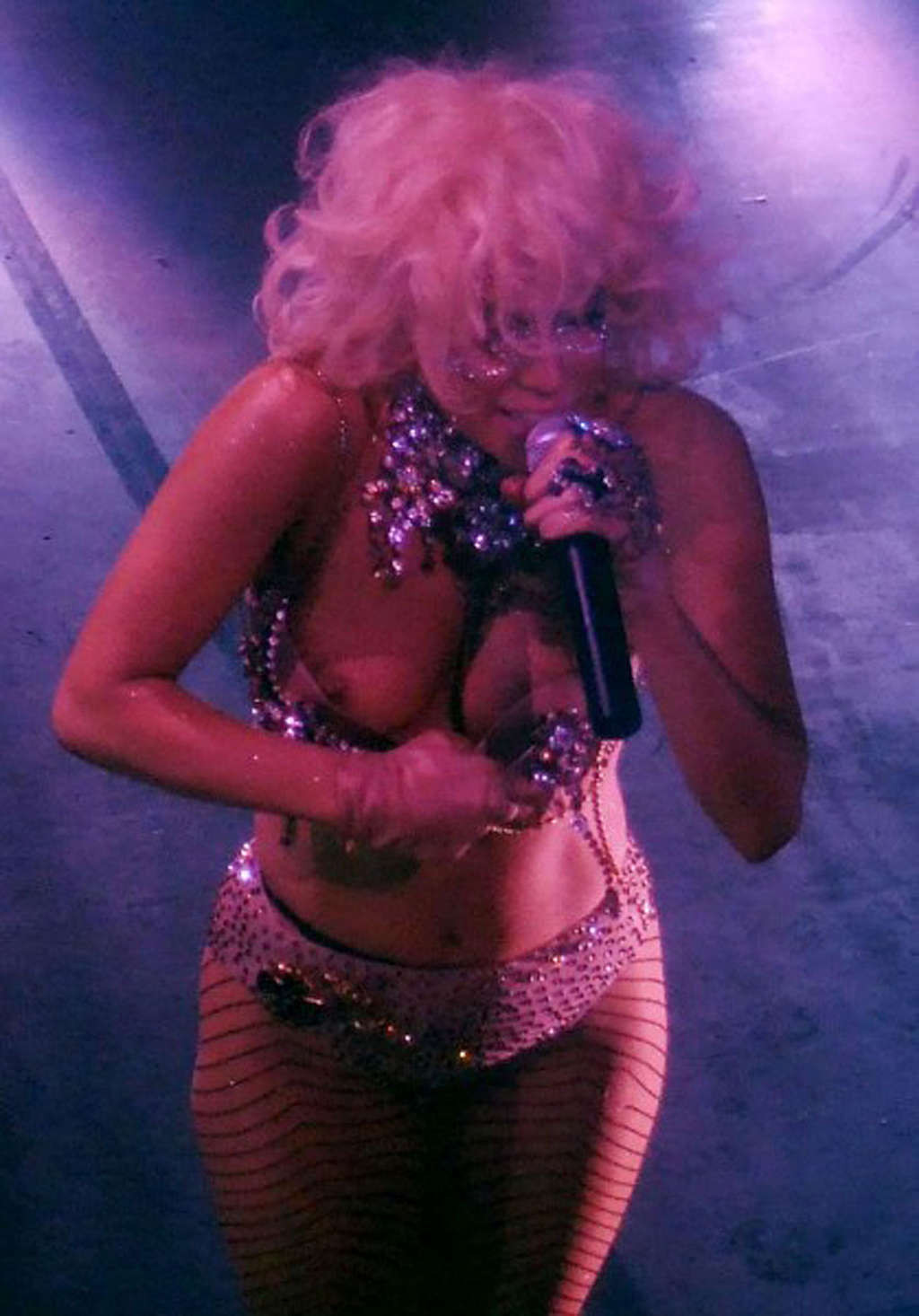 Lady Gaga posing all nude for some magazine and tits slip on stage paparazzi pic #75368613