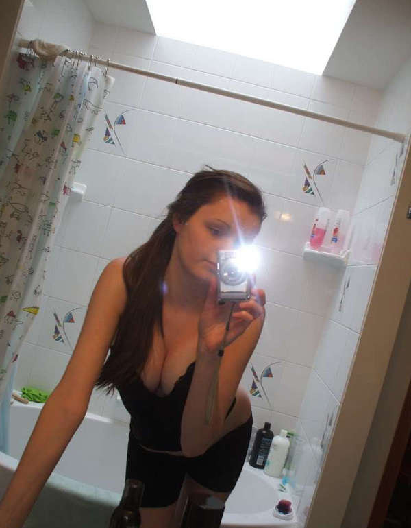 Hot and sexy amateur selfshooting babe #68264825