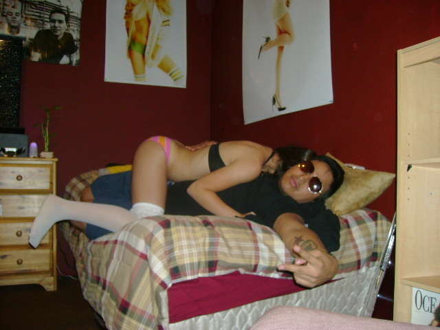 Autofotos de jóvenes seductoras
 #75725297