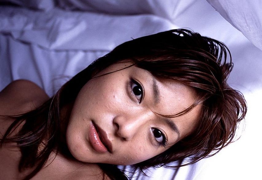 Misako modelo asiática encantadora y caliente buen culo y coño peludo
 #69891374