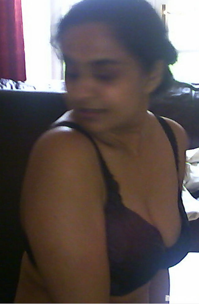 インド人女性の裸とファック
 #67141423