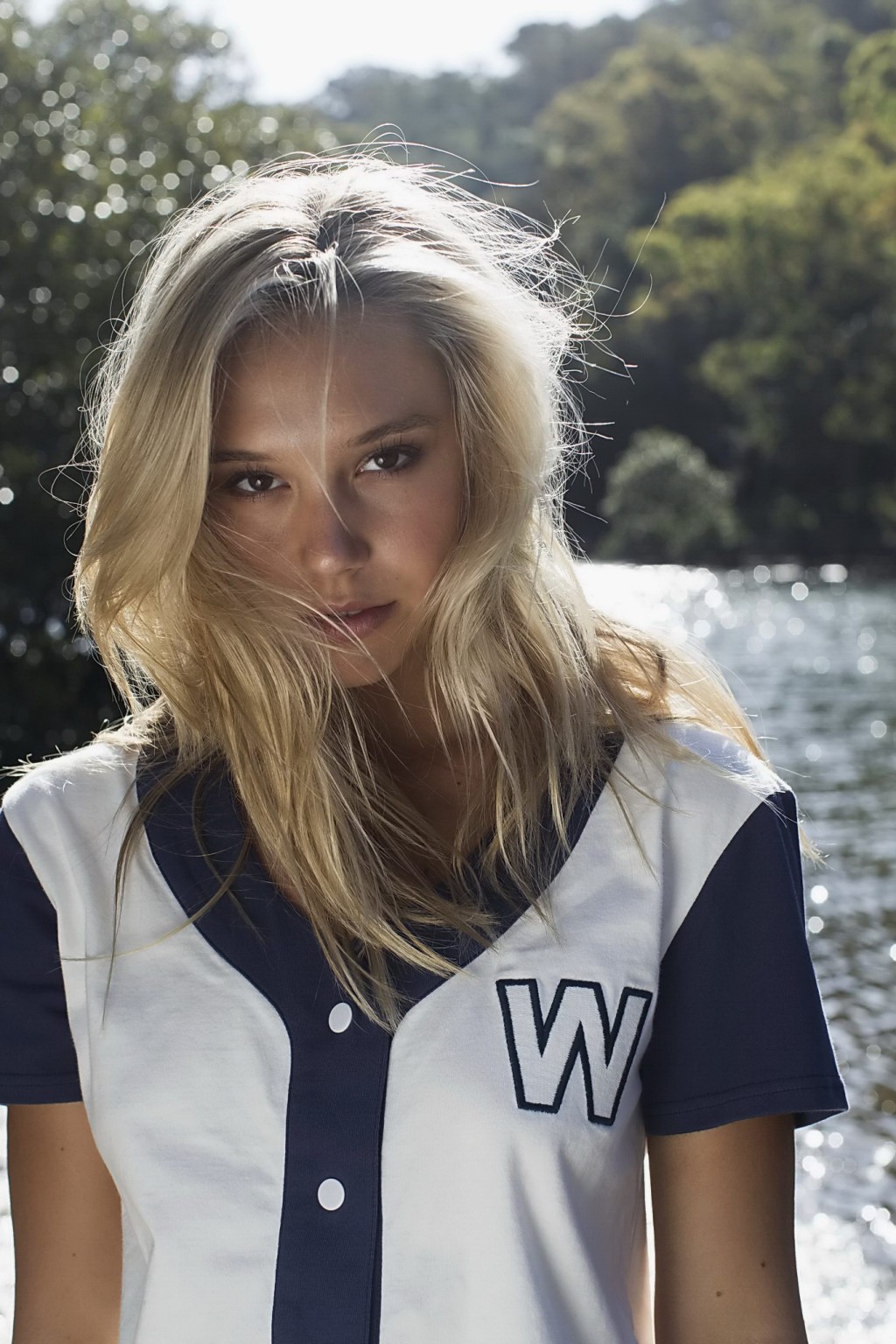 Alexis ren mostrando pokies e culo rotondo a wrangler x colla rollin collezione pho
 #75177252