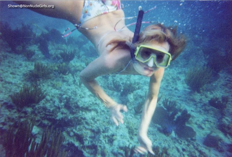 Amateur teen girls underwater pics #73194909