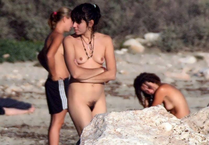 Avertissement - photos et vidéos de nudistes réels et incroyables
 #72267246