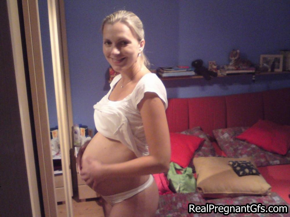 アマチュアの妊娠中のガールフレンド
 #67164052