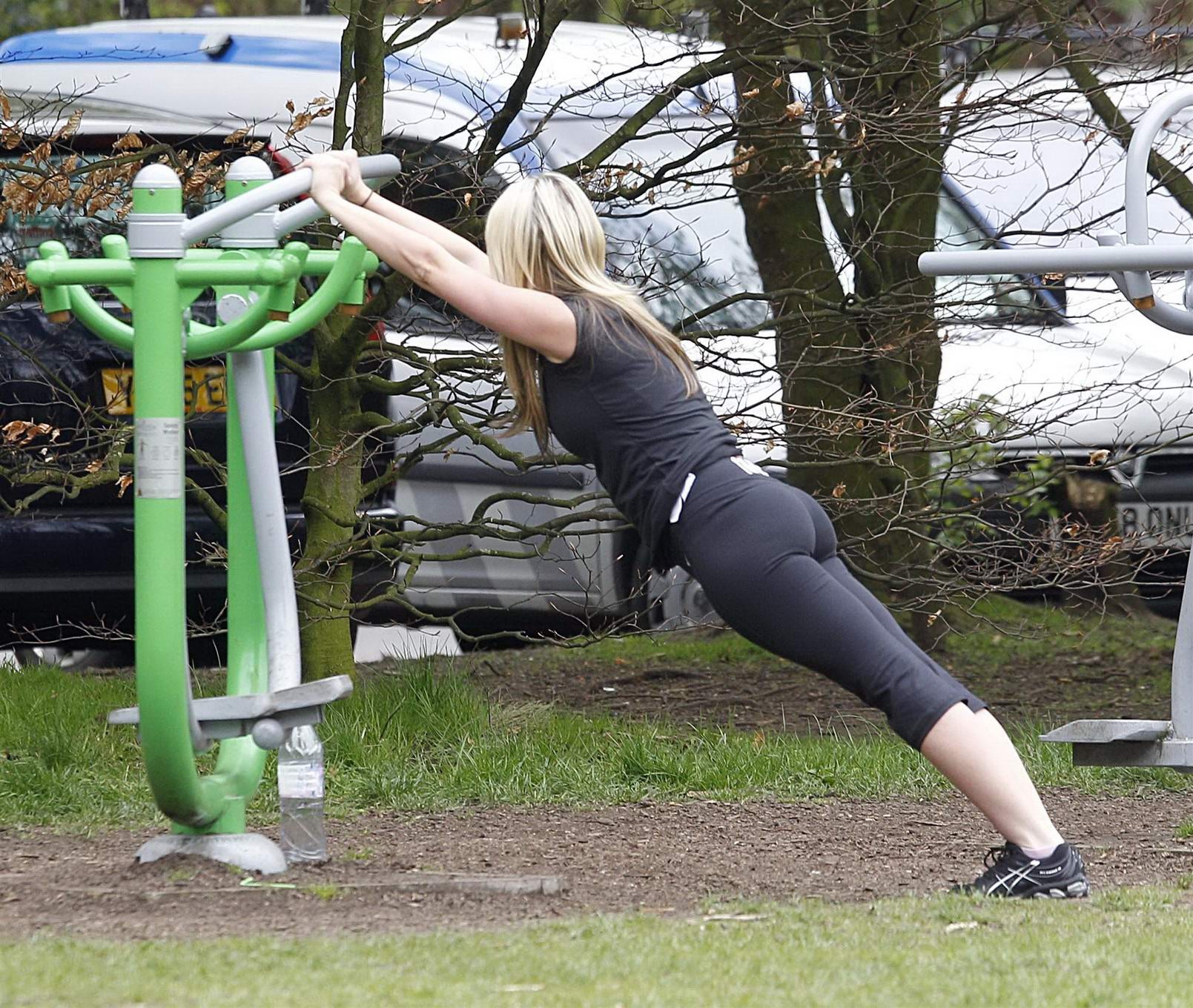 Jennifer Ellison shows off her ass in tight sweatpants while working out in Live #75305664