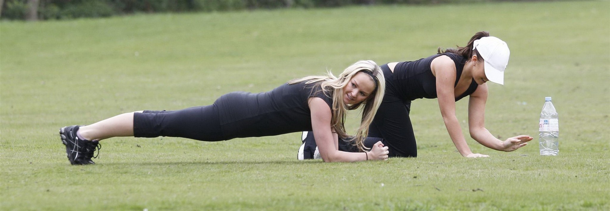 Jennifer Ellison shows off her ass in tight sweatpants while working out in Live #75305707