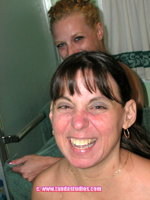 Bathing lesbo wives #77758690