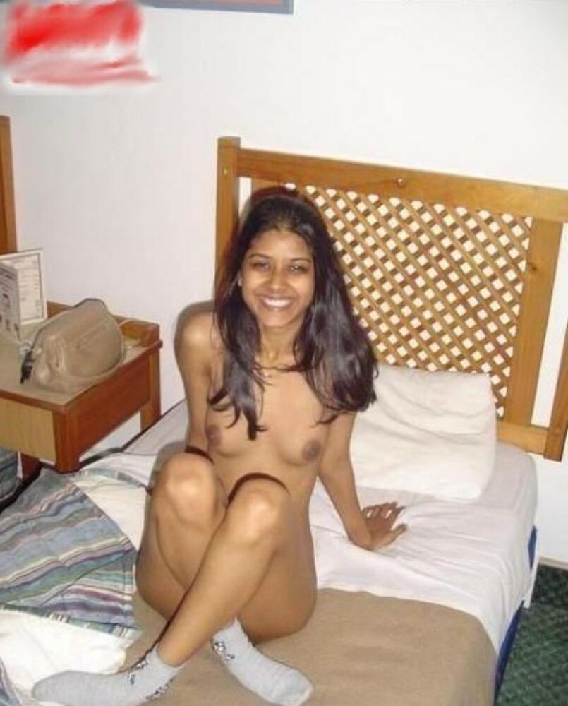 Exposed indian gfs are posing and fucking gallery 1 #77764403