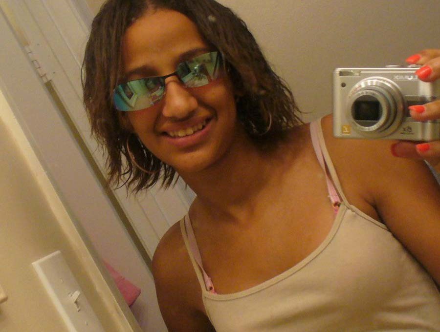 Photo compilation of an amateur mulatto hottie's selfpics #68236634