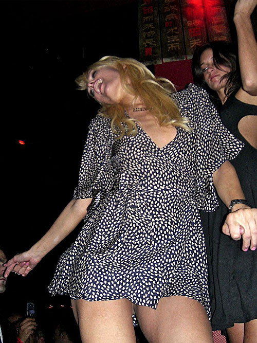 Paris Hilton flashing her shaved pussy and panties upskirt paparazzi pictures #75384662