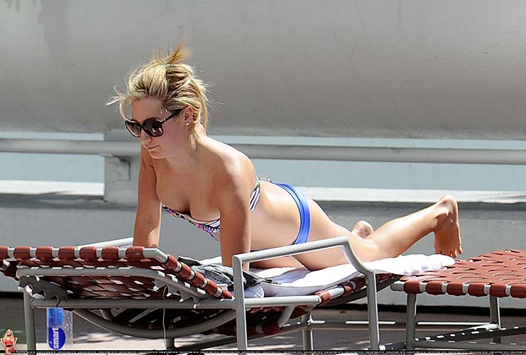 Ashley Tisdale sexy and hot bikini paparazzi photos on pool #75284813