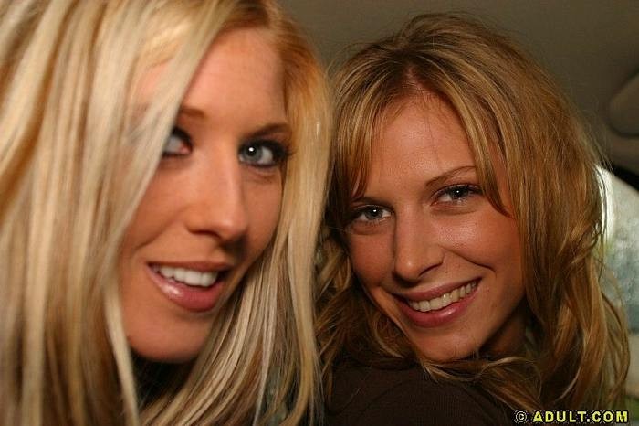 Drei blonde Mädchen in wilden lesbischen Aktion
 #74055586