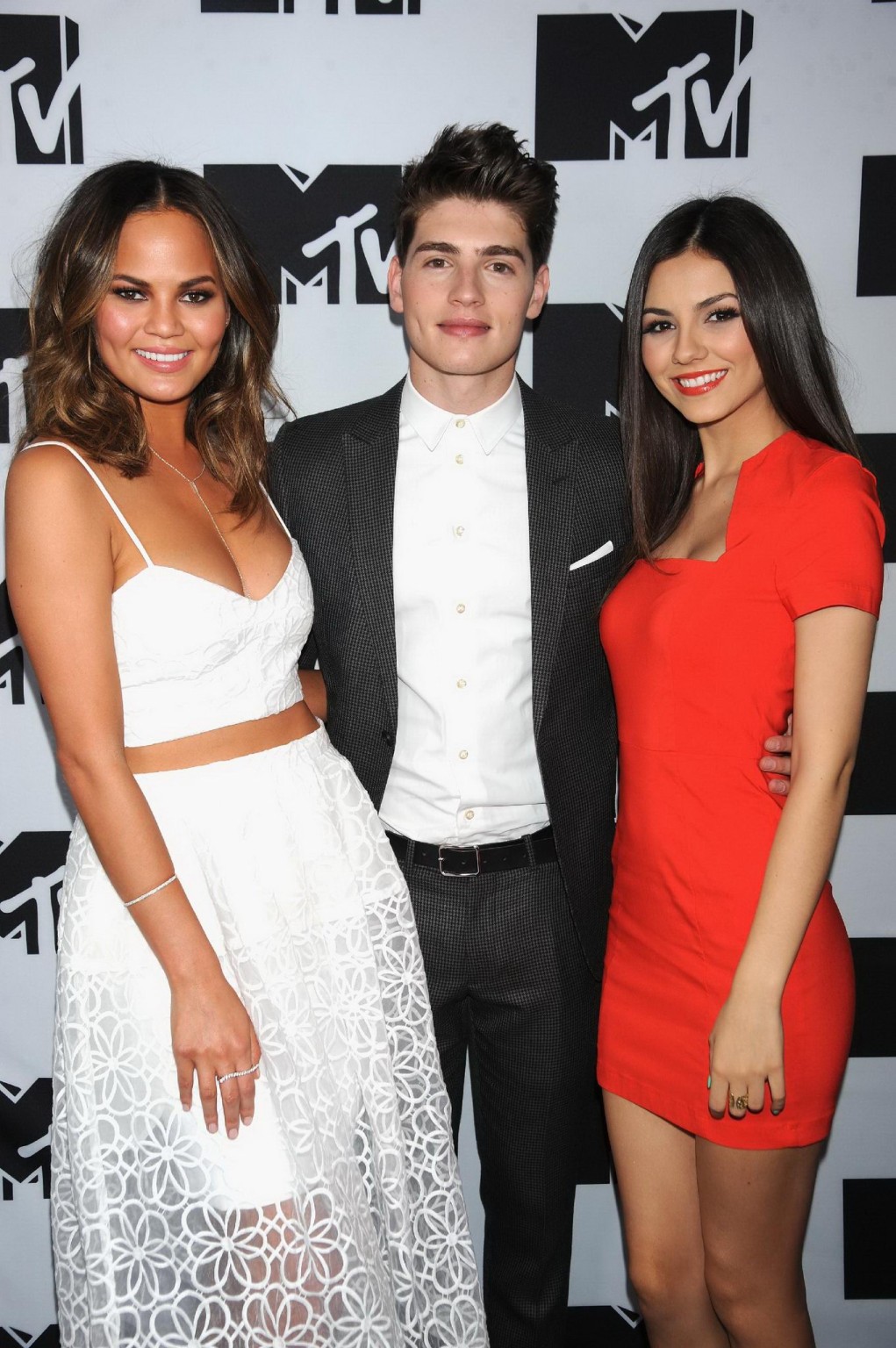 Victoria Justice looks very hot wearing a red mini dress at MTV Upfront #75198112