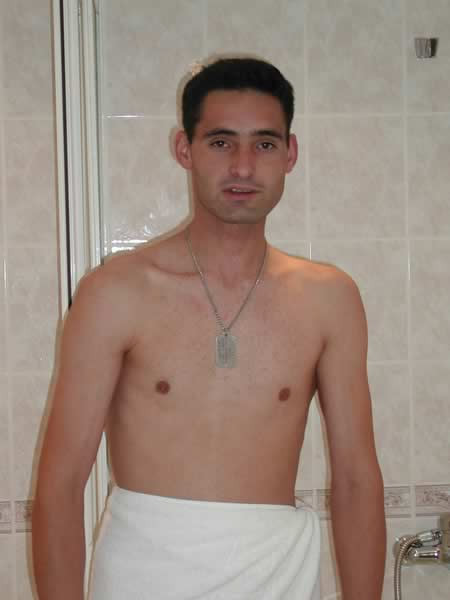 Amateur guy taking a bath #77010067