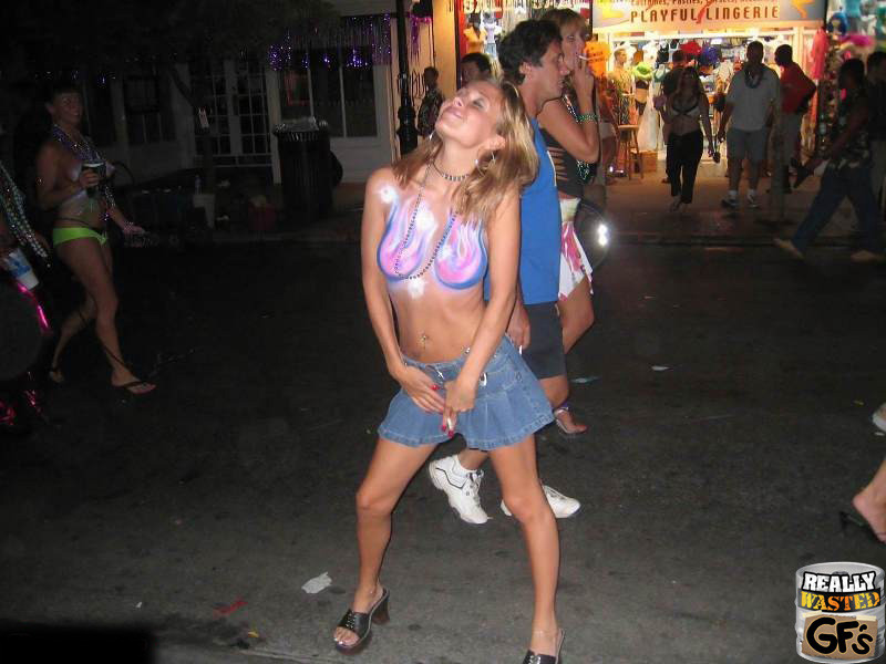 Drunk amateur girlfriends partying and flashing #76397461