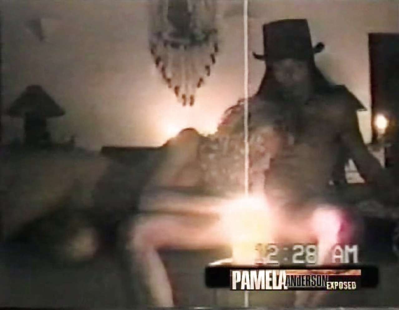 Pamela anderson follando y chupando la polla en un vídeo sexual privado
 #75251925