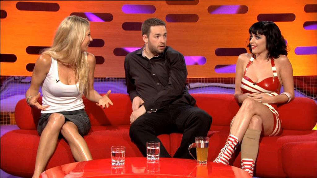 Anna Kournikova leggy in mini skirt with Katy Perry on tv show #75342513