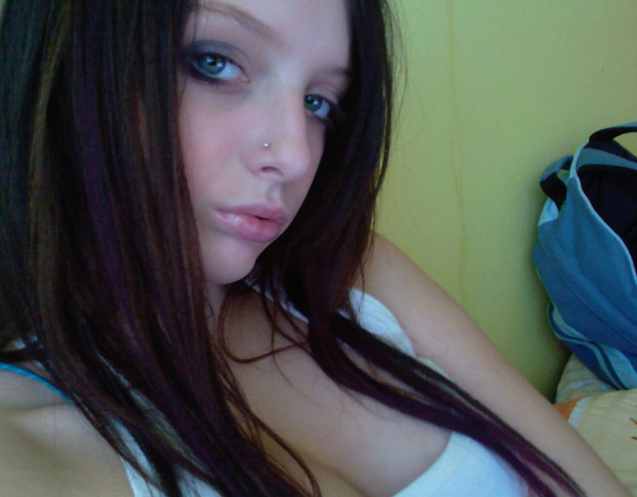 Picture set of amateur camwhoring hotties #77078566