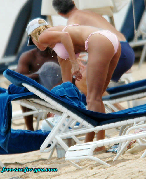 Rachel cacciatore prendere il sole in topless e bikini paparazzi foto
 #75436468