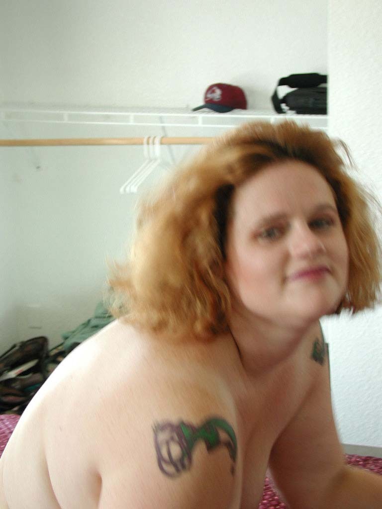 Naked horny bbw in bed loves rubbing her shaved pink pussy #75567831