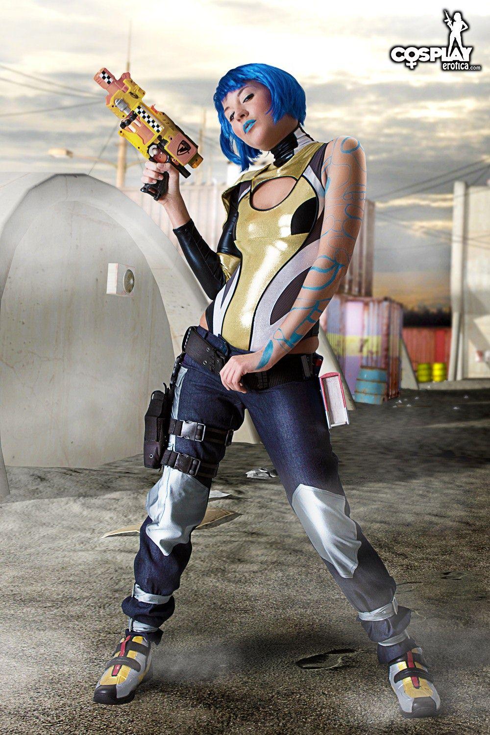 Cosplayer Betsie fait un ensemble borderlands sexy
 #53439081