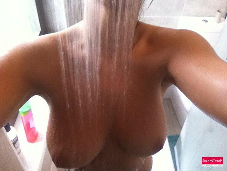 Sexy girl Sarah enjoys a hot shower and invites you to watch #59925737