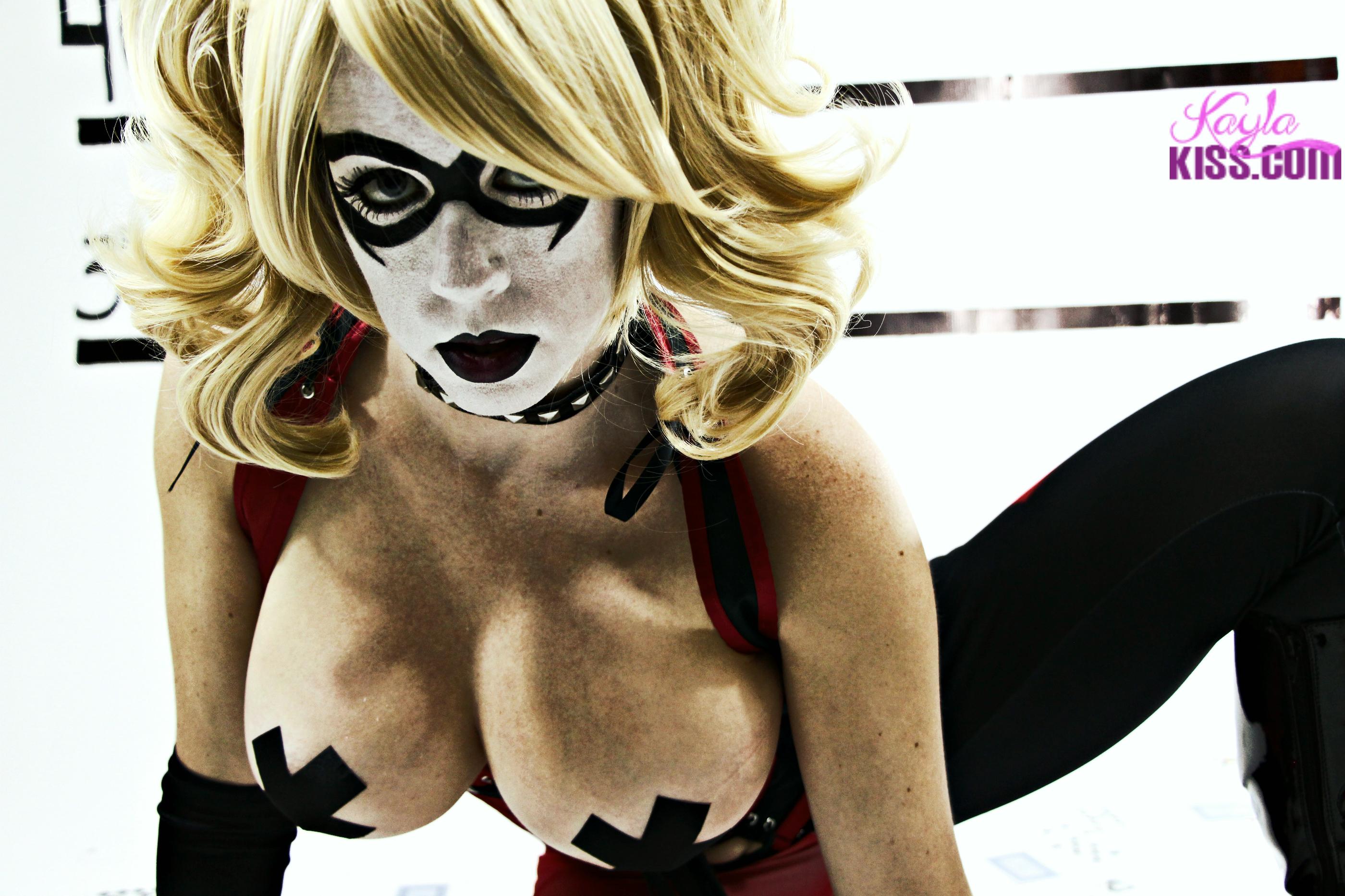 Busty hottie Kayla Kiss dresses up as Harley Quinn for you #58183815
